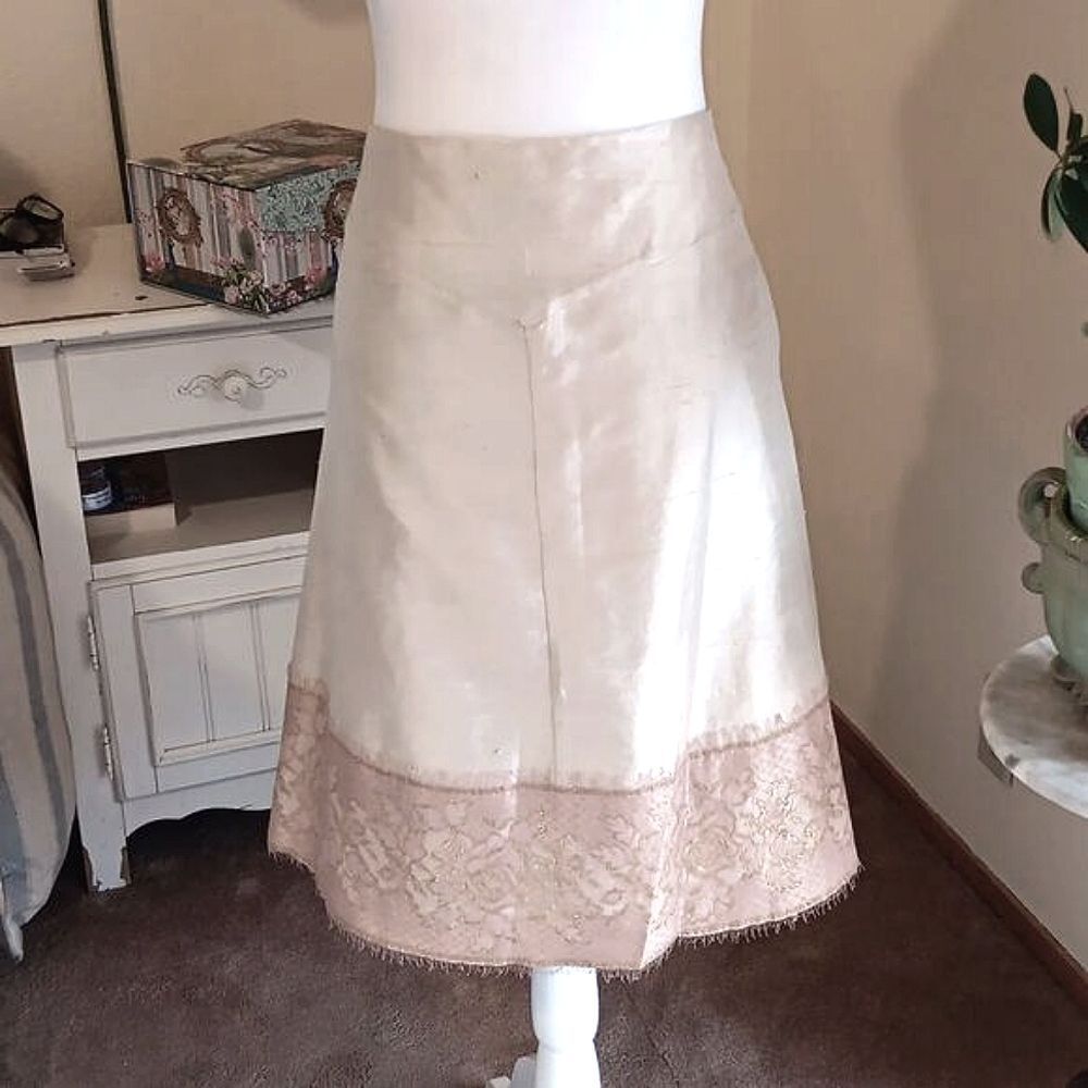 Vintage M. Kalan Raw Silk Skirt. Fairycore, Old Money, Lace